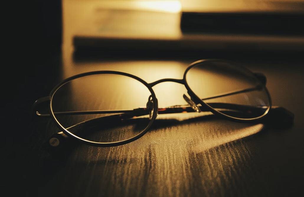what kinds of lenses are used in eyeglasses 1