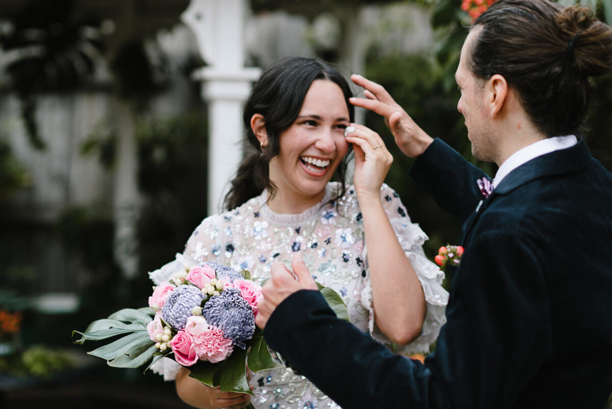 What Are the Best Photography Styles for Weddings? 
